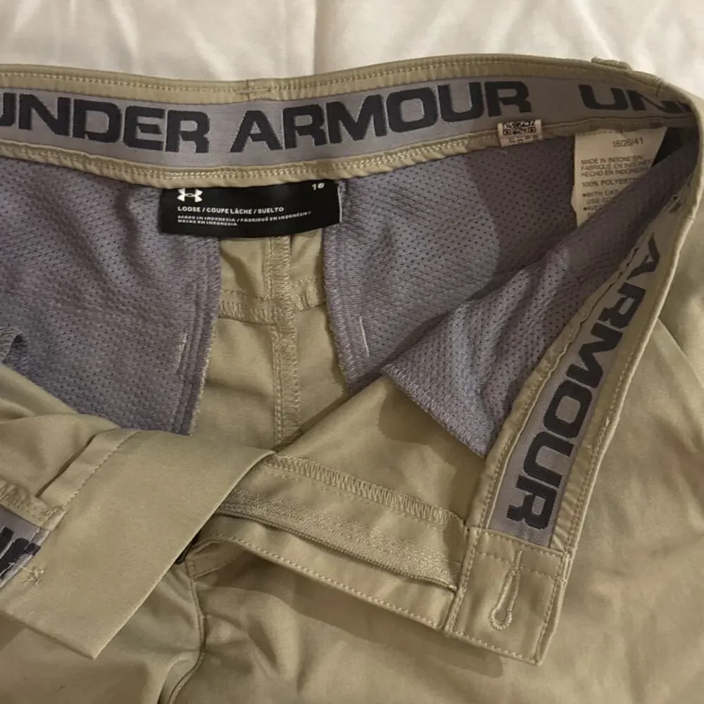 Under Armour Boys Performance Shorts Youth Size 16 Khaki Loose Stretch Casual